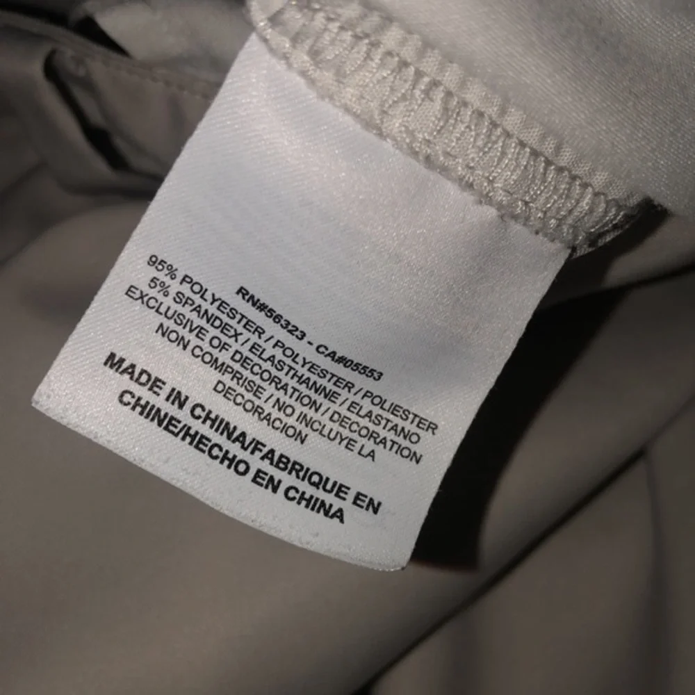Nike Golf Dri-Fit Shorts Khaki  Men’s Size 36‎